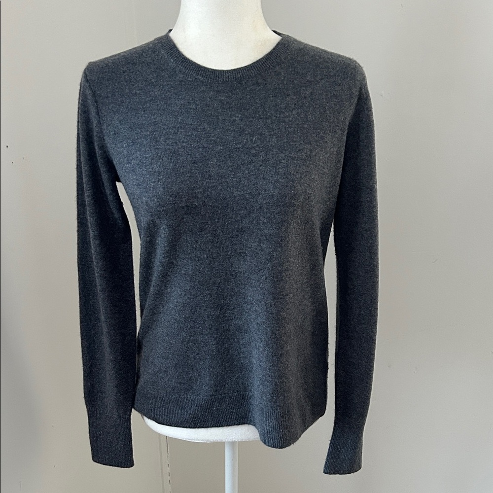 Everlane Gray Cashmere Crew Neck Sweater sz S